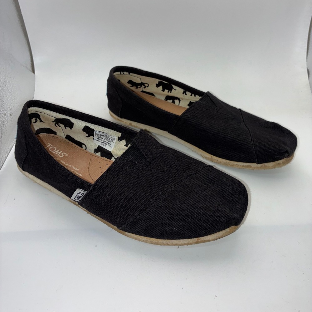 TOMS Classic Alpargata Black Canvas Slip On Shoes Safari Elephant Print Lining 6